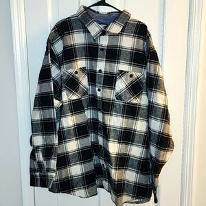 Mens Lands End black and white long sleeve top Size 4XL/T